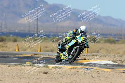 media/Mar-23-2025-CVMA (Sun) [[674f32b282]]/Race 4-Amateur Supersport MW/